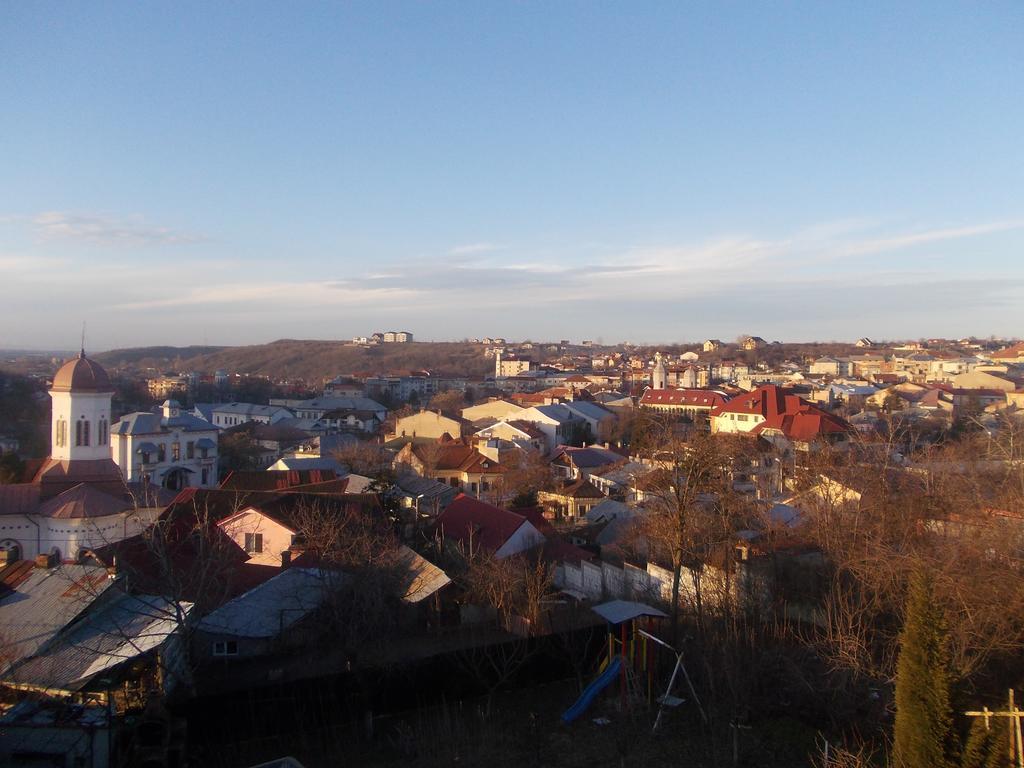 Varipatti House Slatina  Rum bild